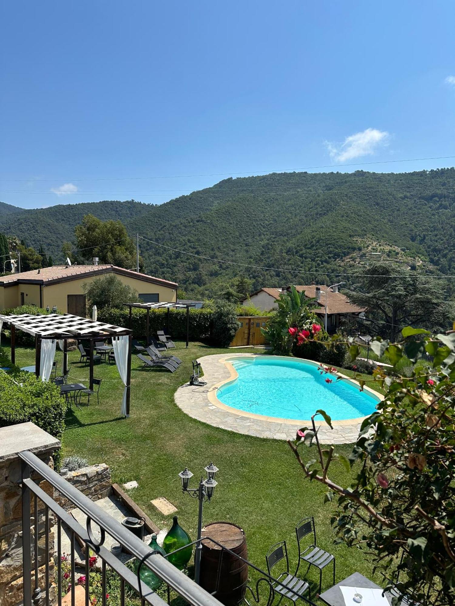 Agriturismo Ca Due Nonu Vallebona Eksteriør bilde